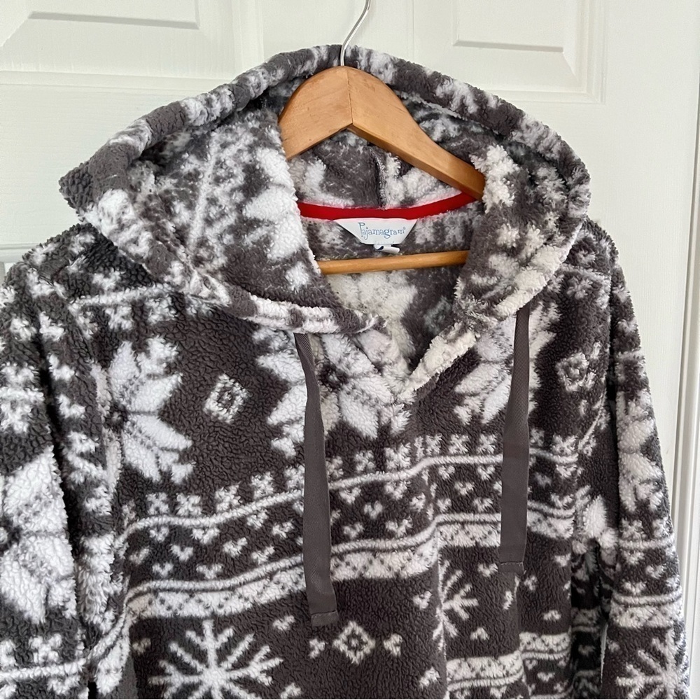 pajamagram Cozy Hoodie Sweatshirt. Large. - Picture 2 of 9